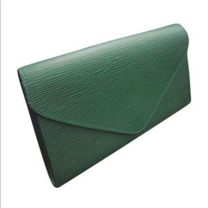 Louis Vuitton Epi Art Decor Clutch